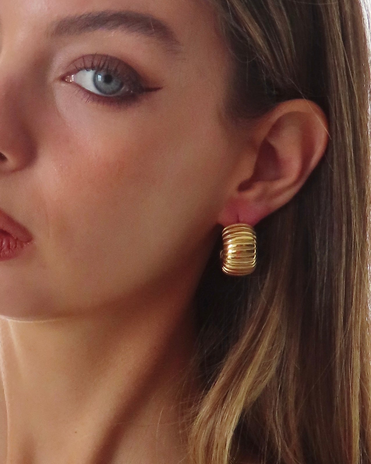Yves Hoops - Gold