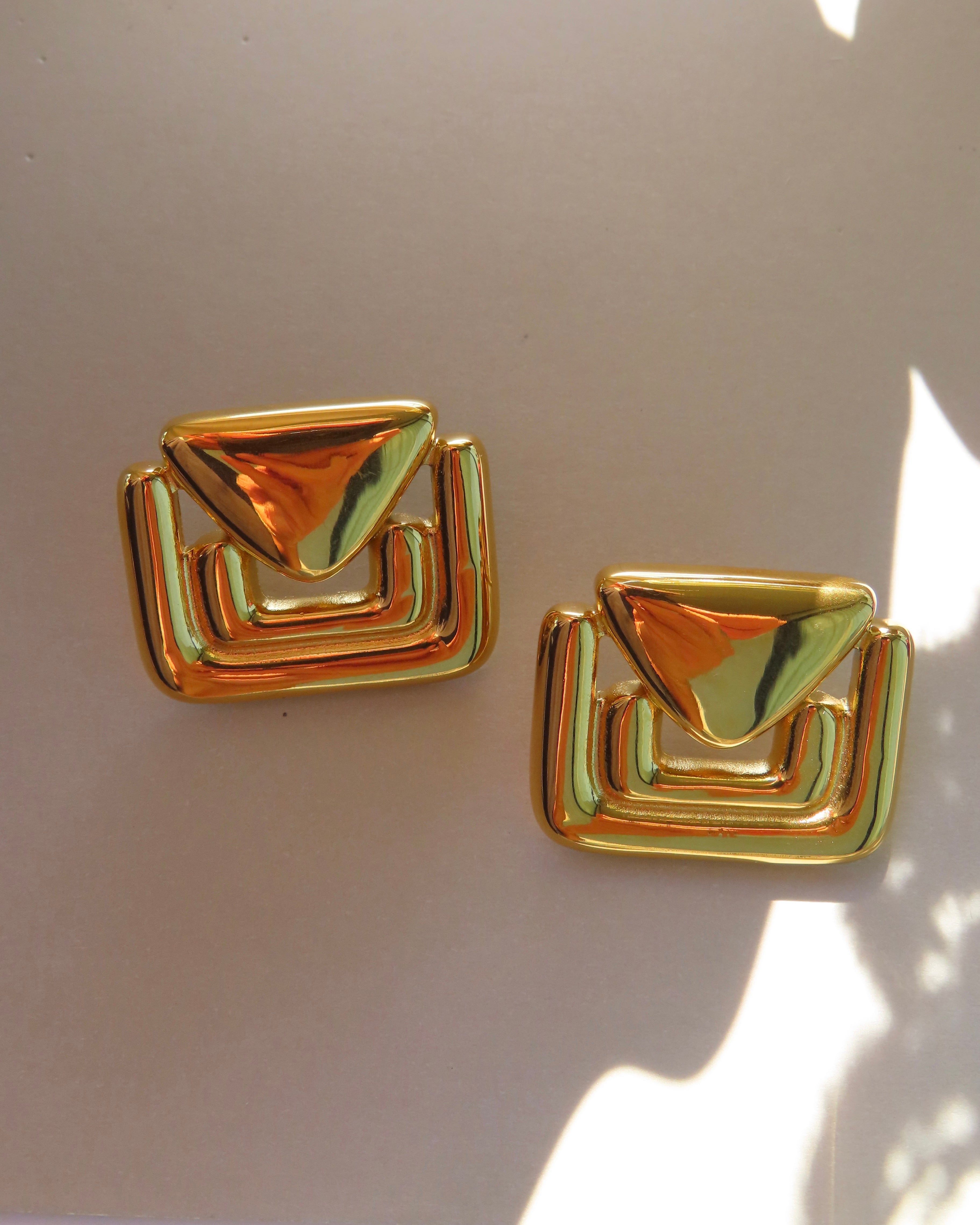 Rhey Earrings