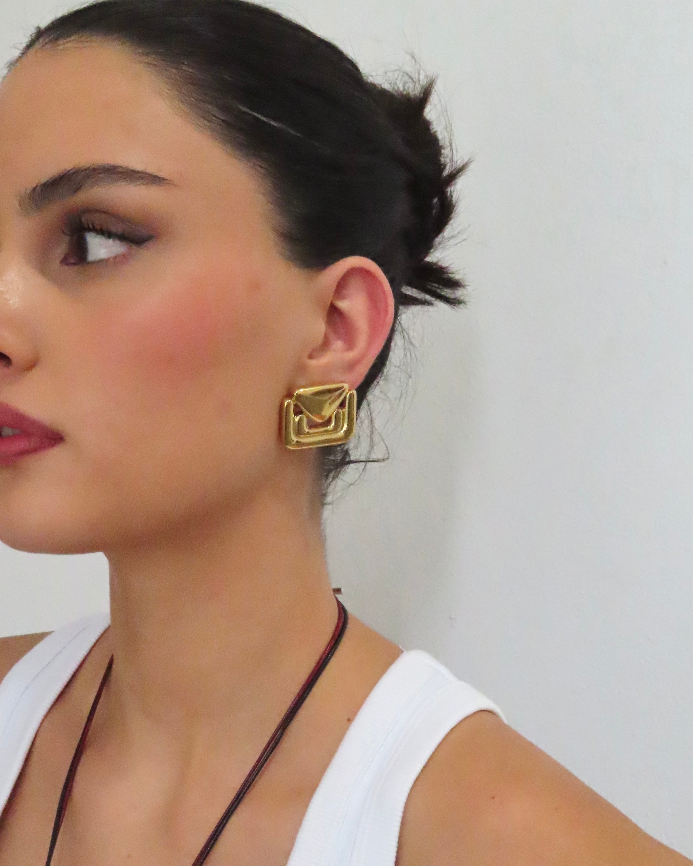 Rhey Earrings