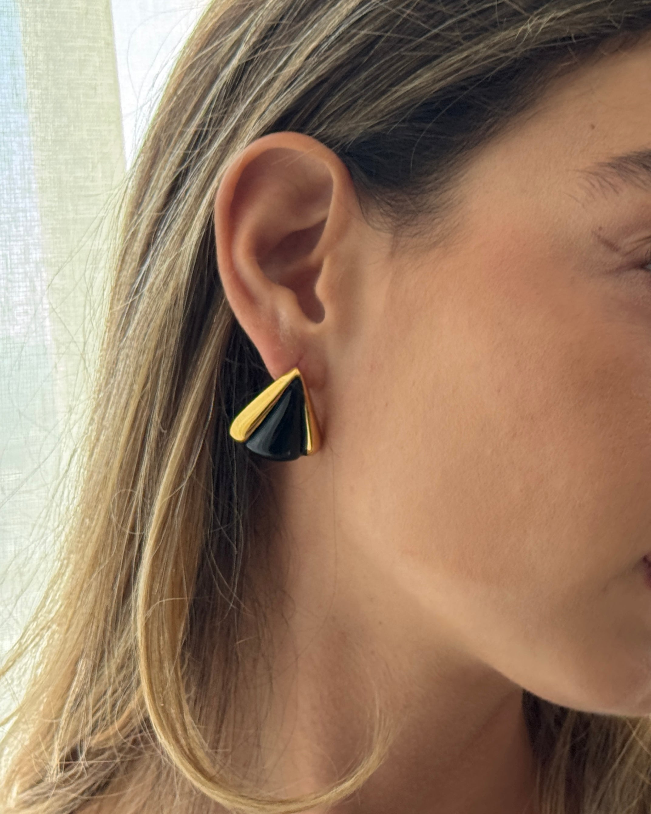 Prya Earrings