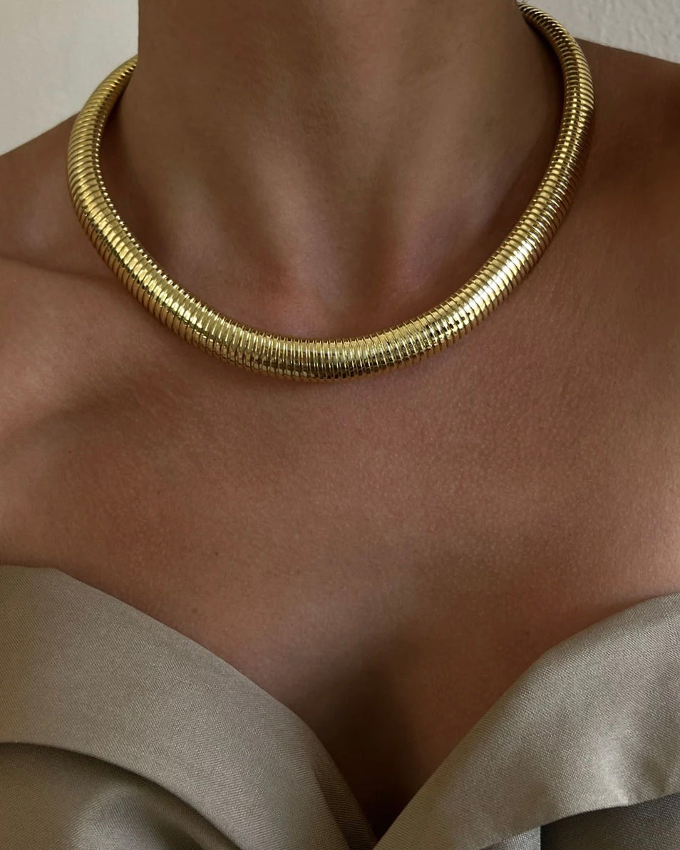 Ribbed Necklace