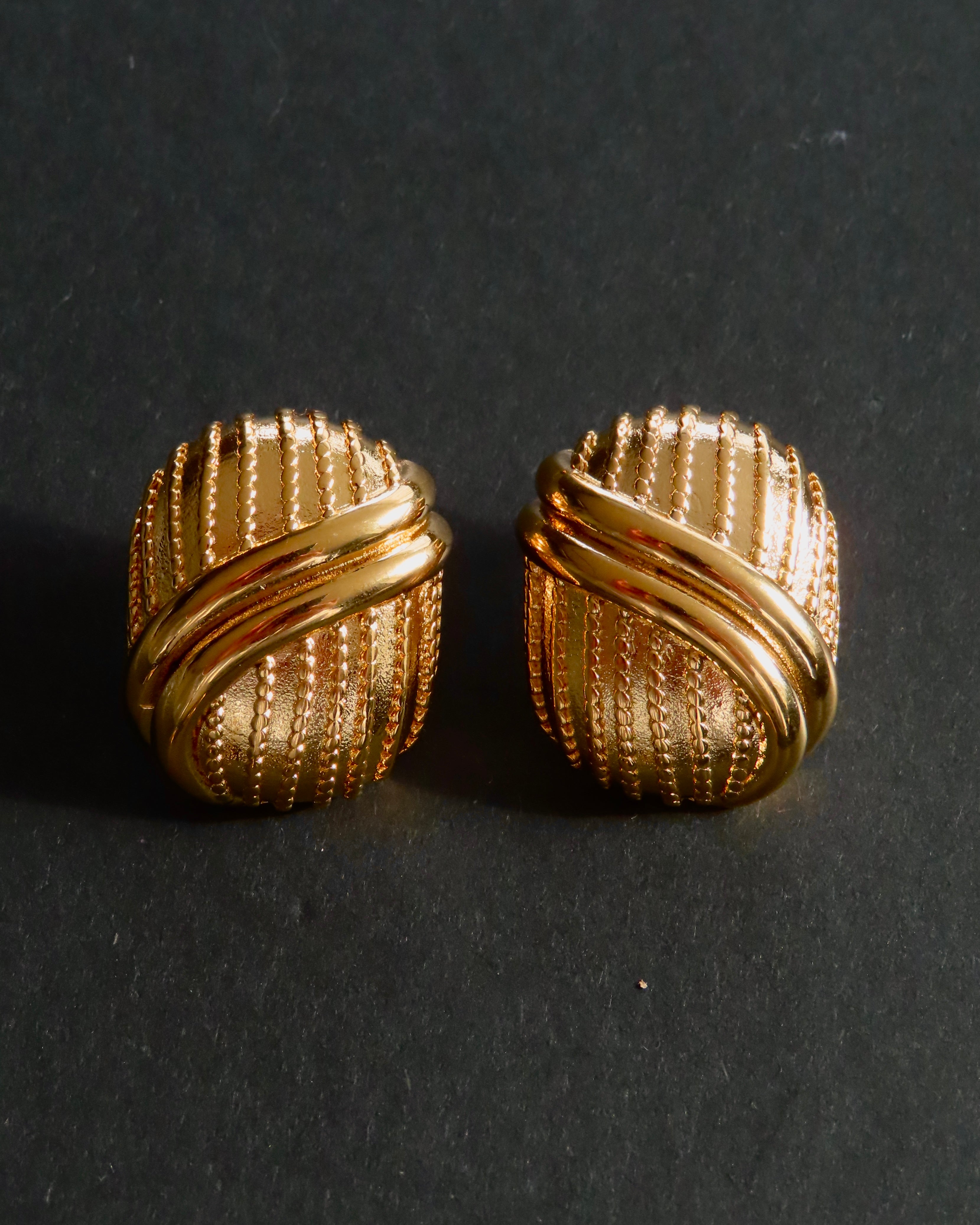 Ovo Earrings