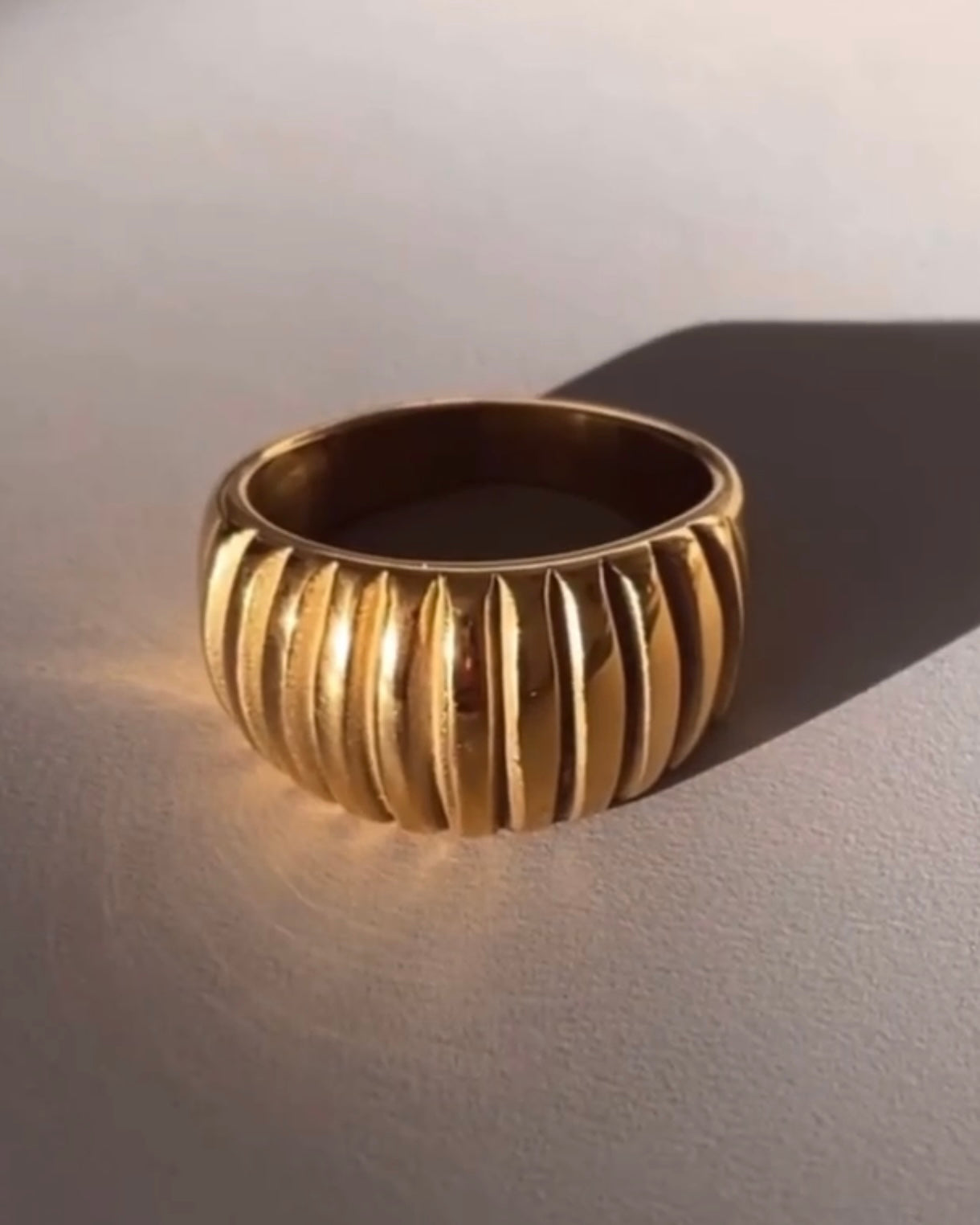 Yves Ring