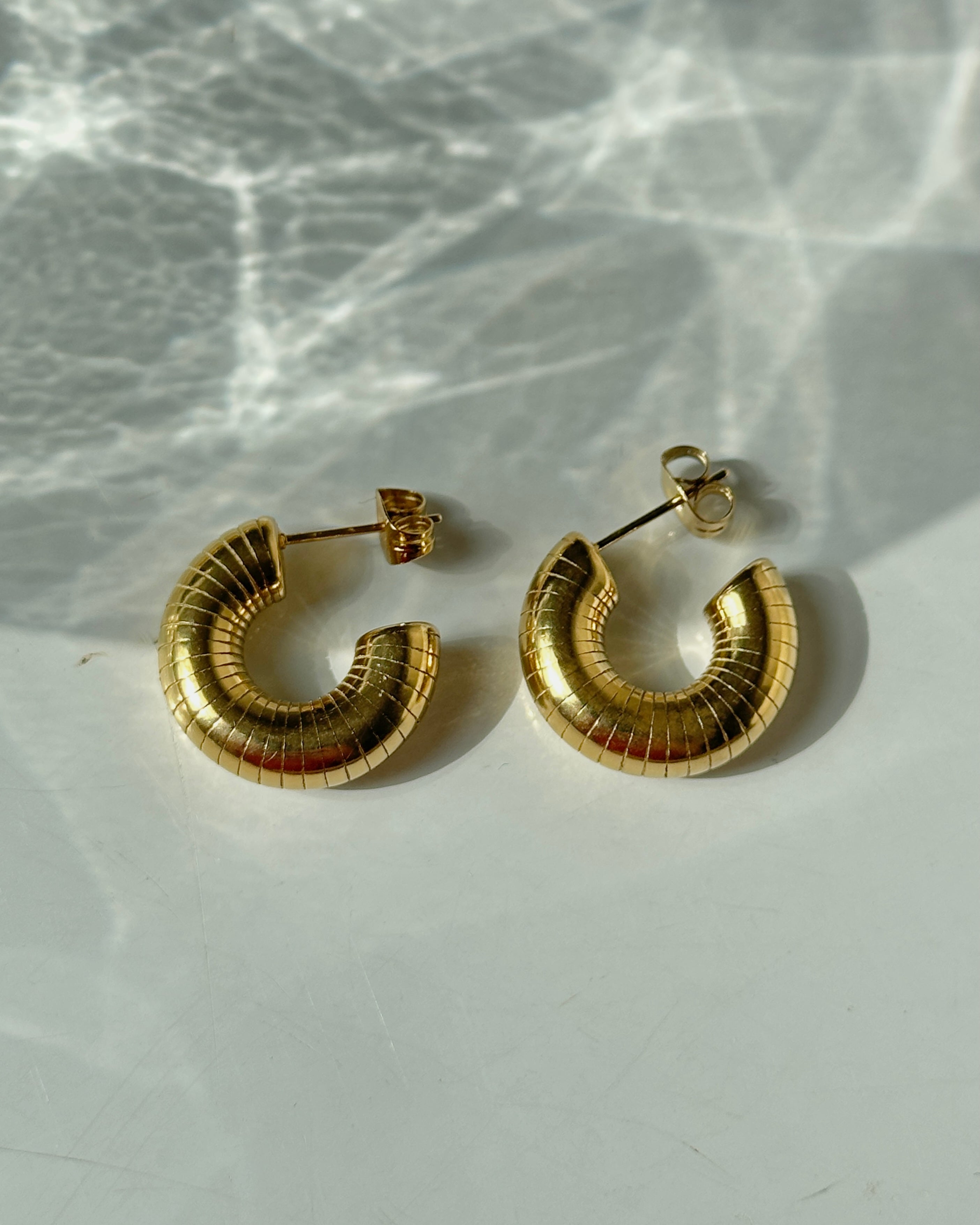 Ribbed Hoops