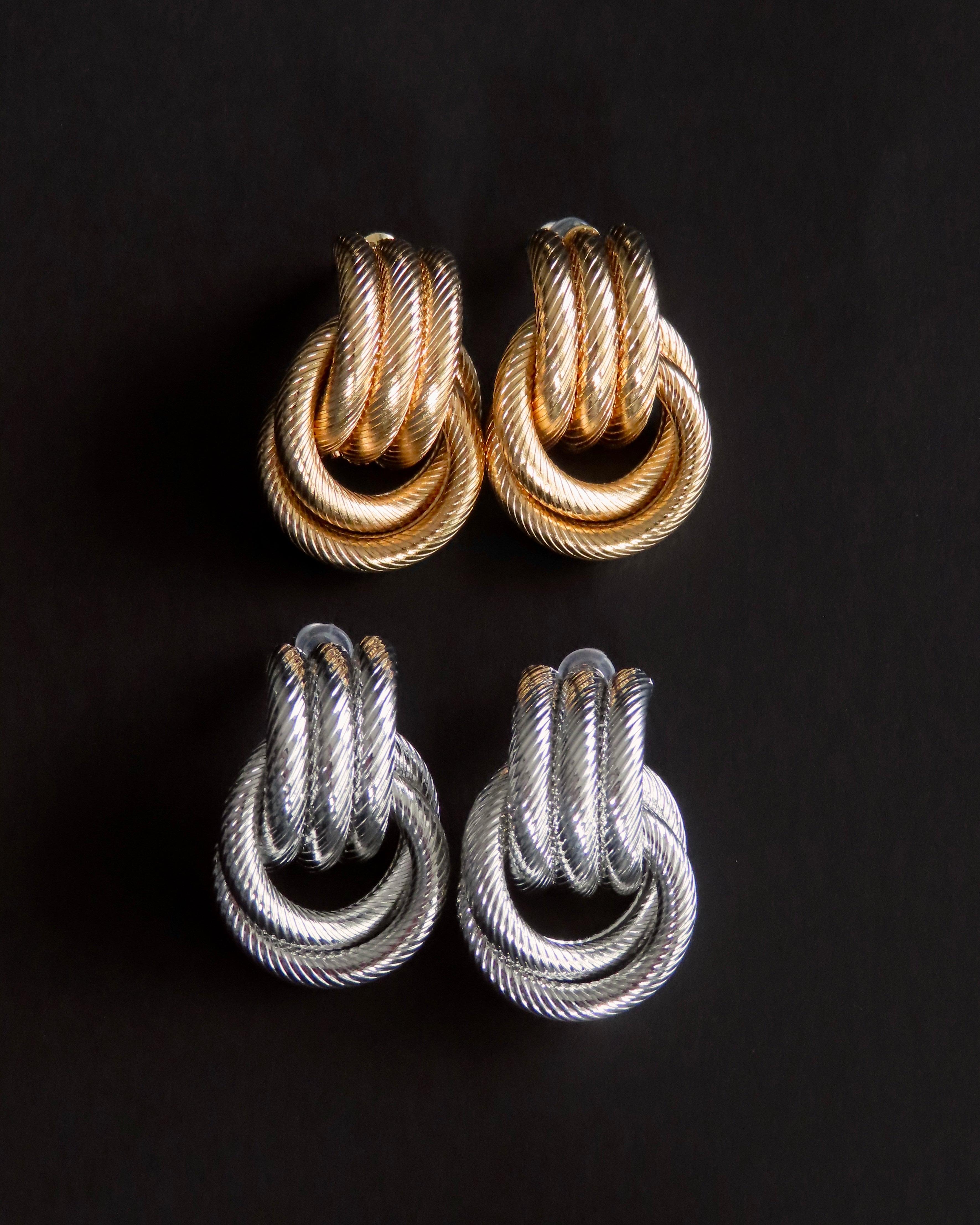 Knot Earrings - Gold