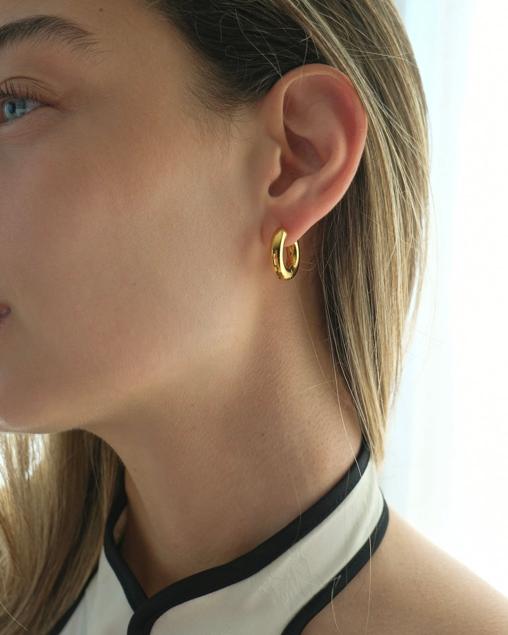Bella Hoops