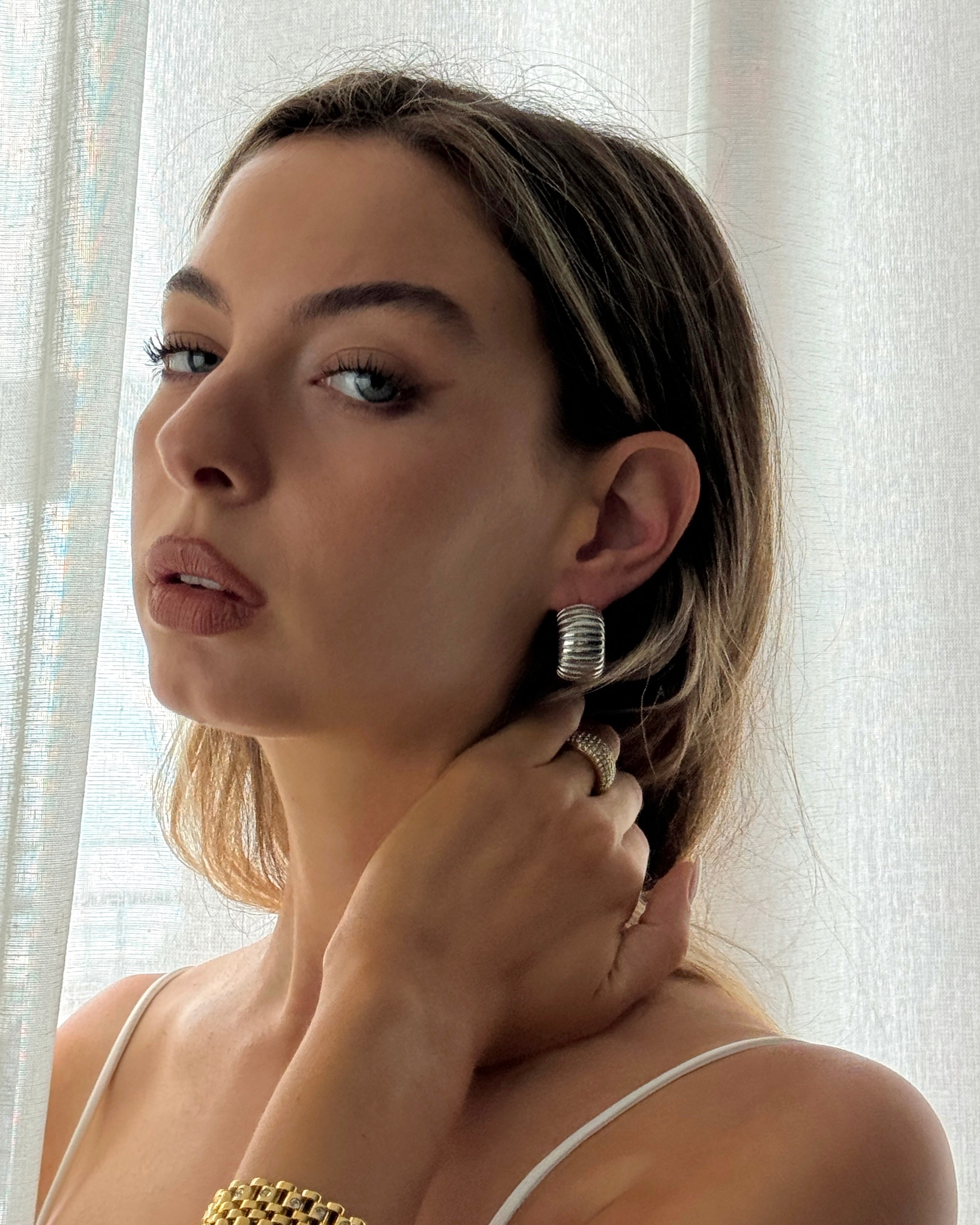 Yves Hoops - Silver