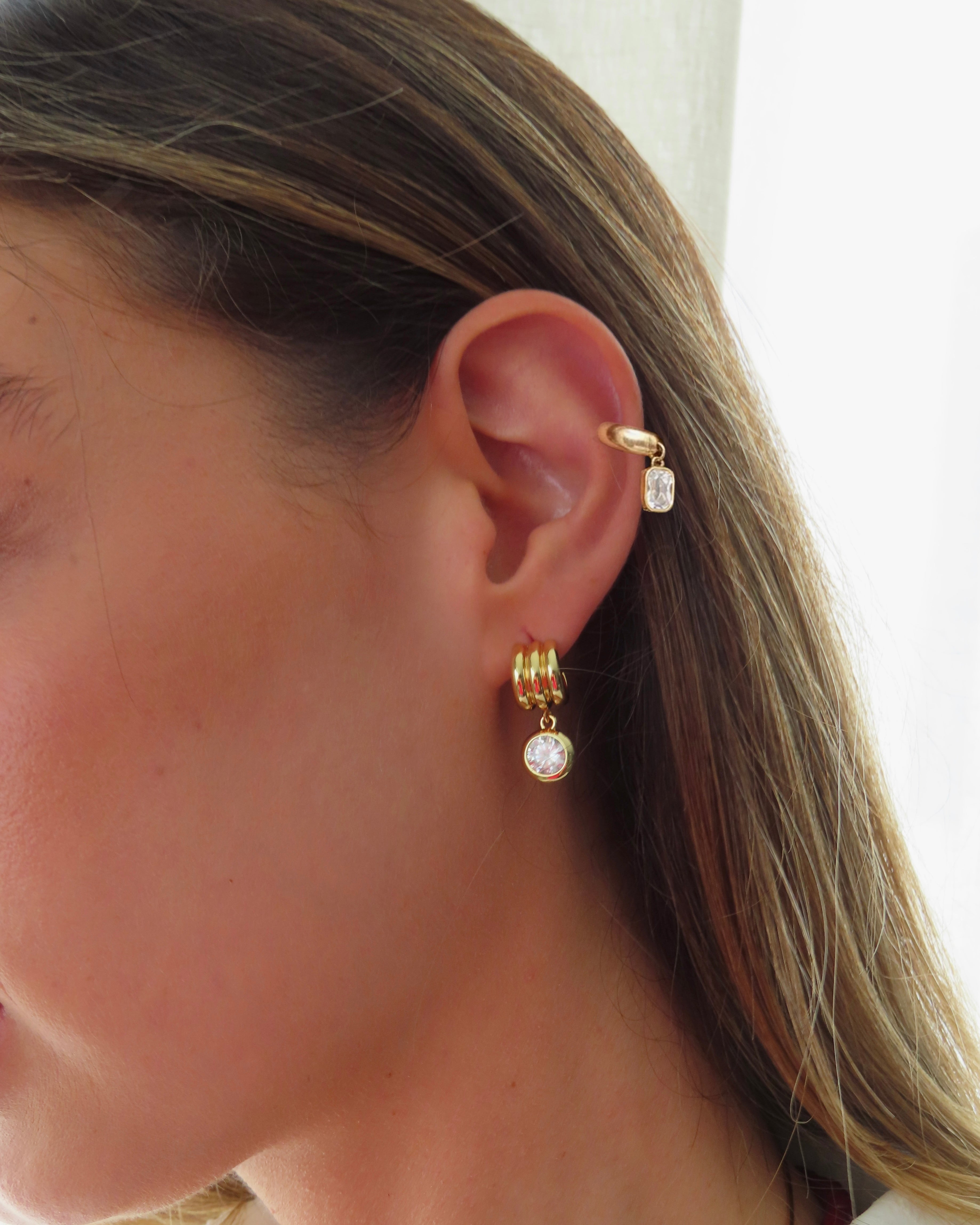 Sculpt Ear Cuff - Emerald CZ