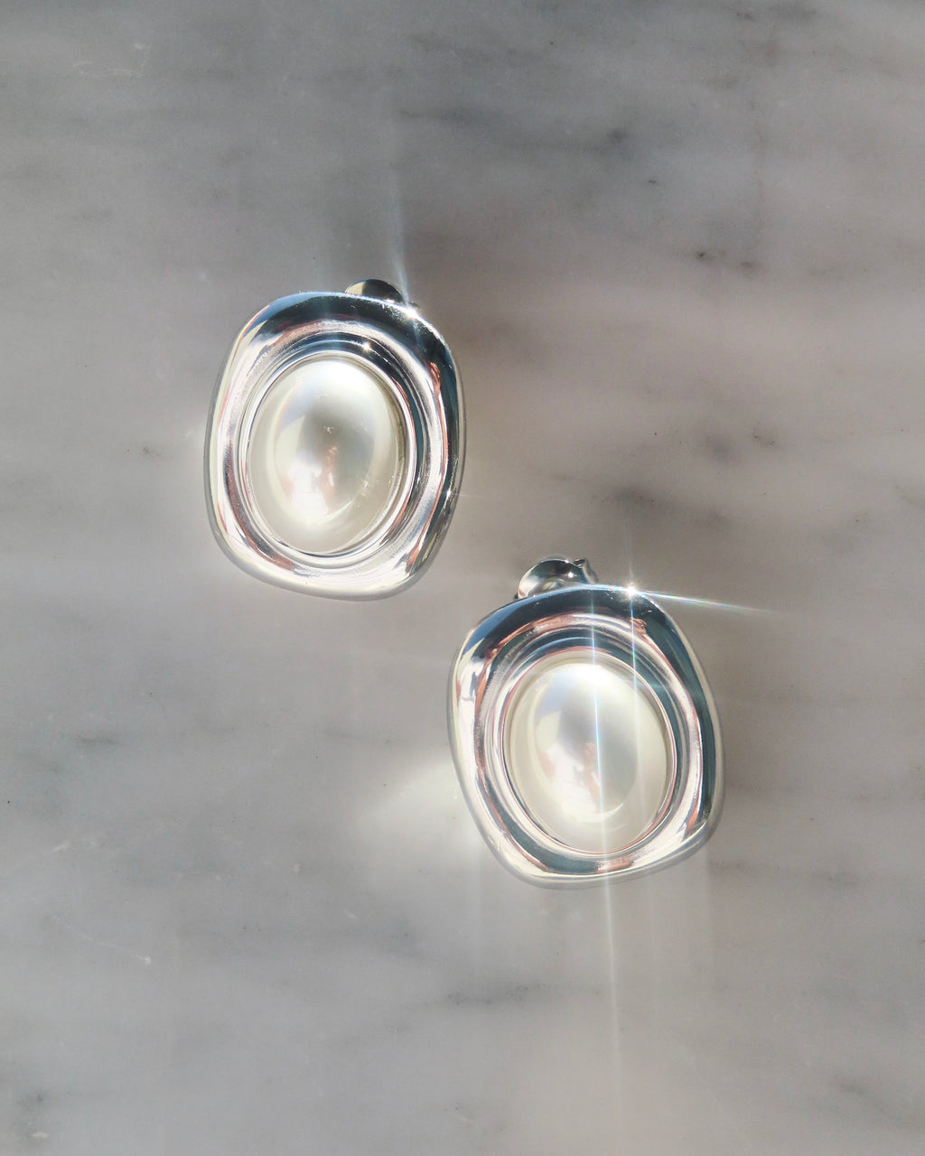 Noor Pearl Earrings - Silver