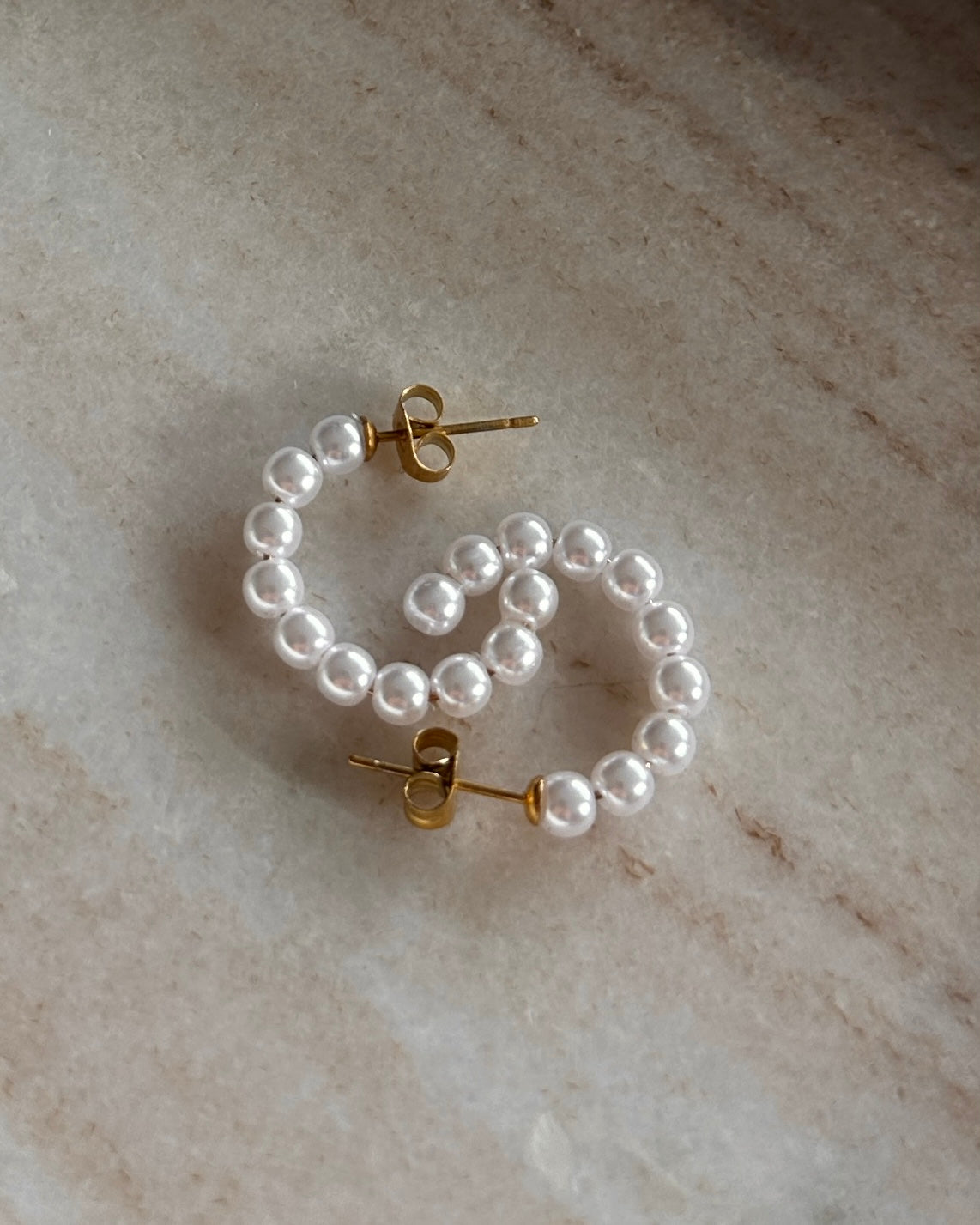 Florence Pearl Hoops