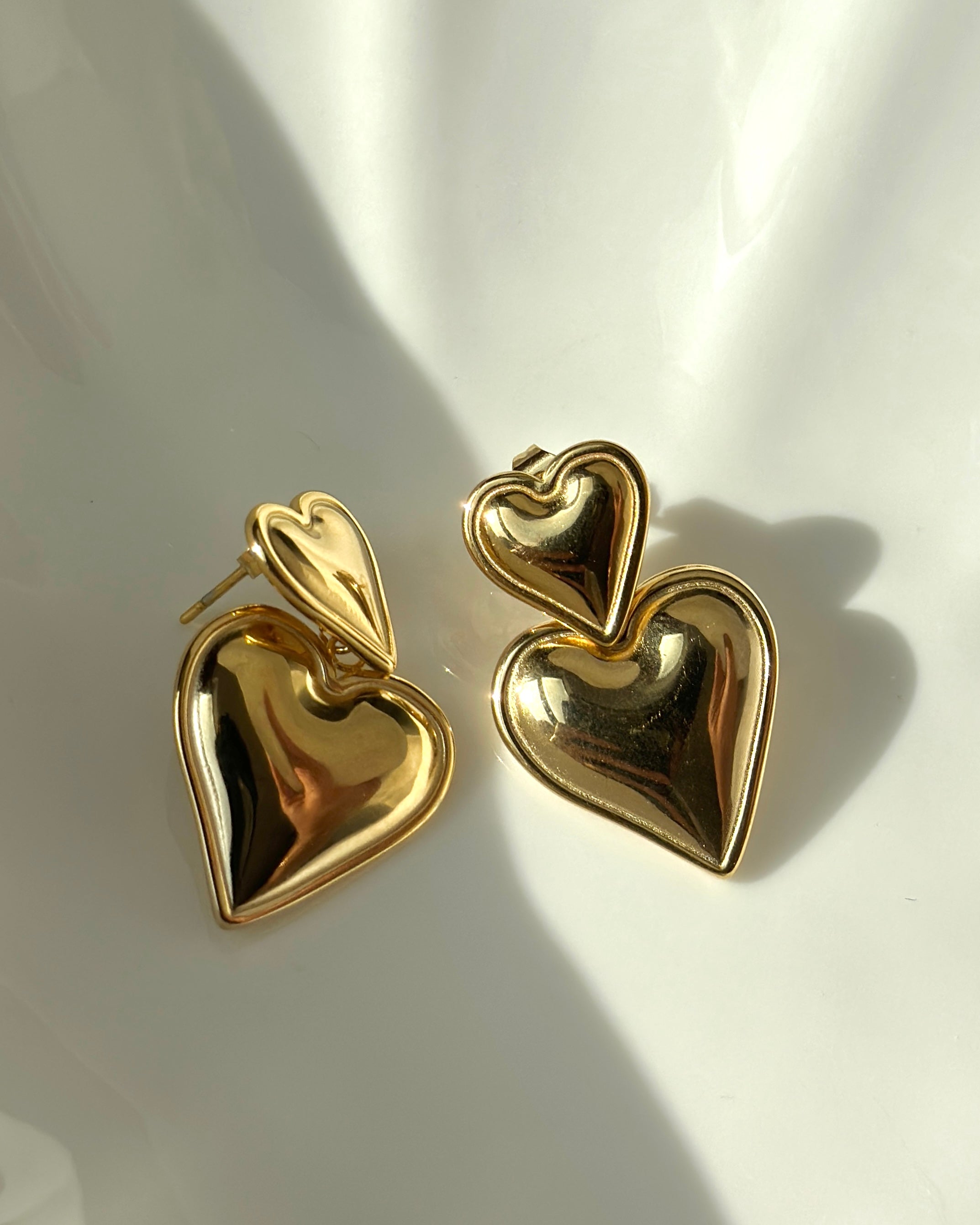 L’amour Heart Earrings