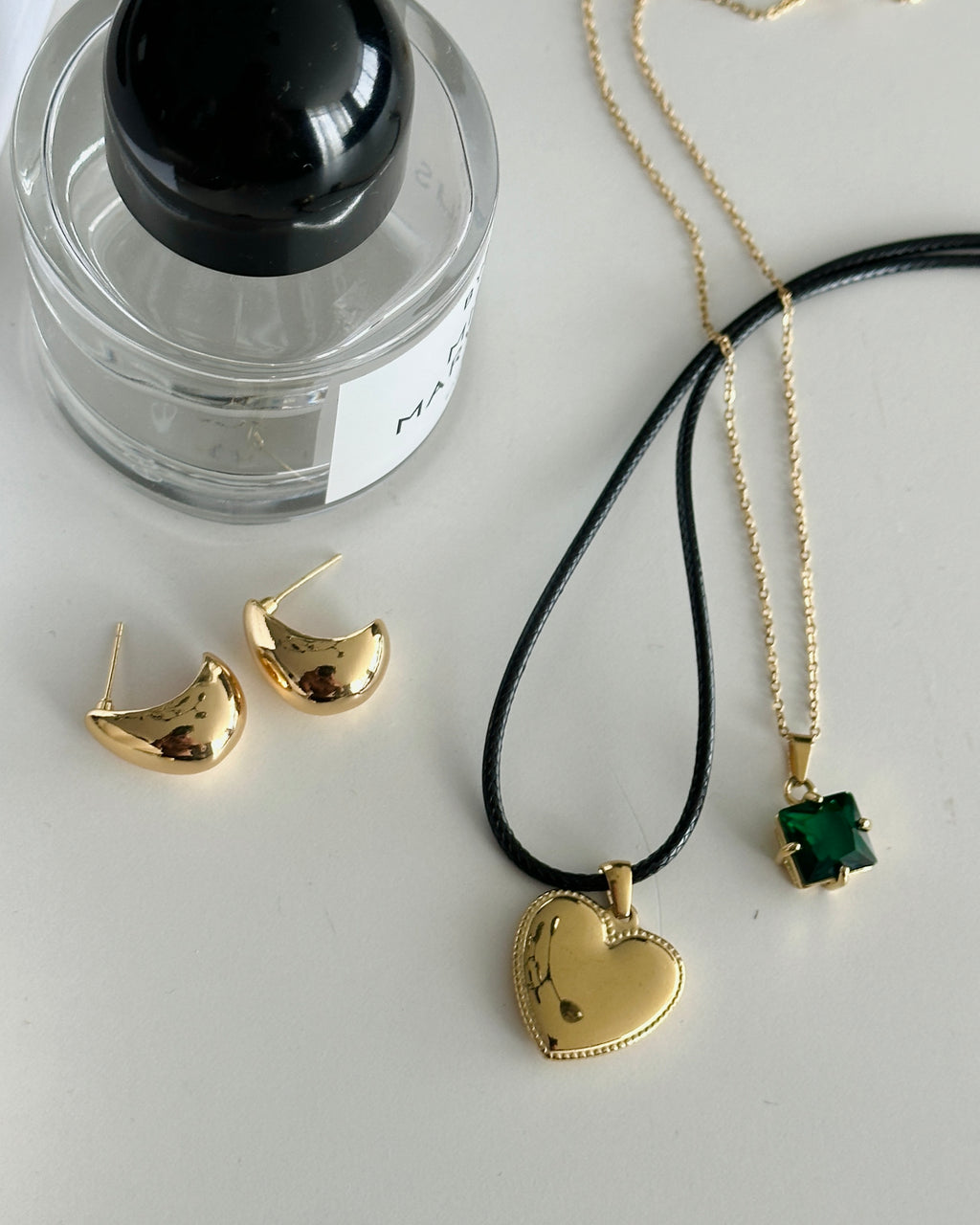 Solace Heart Necklace - Black