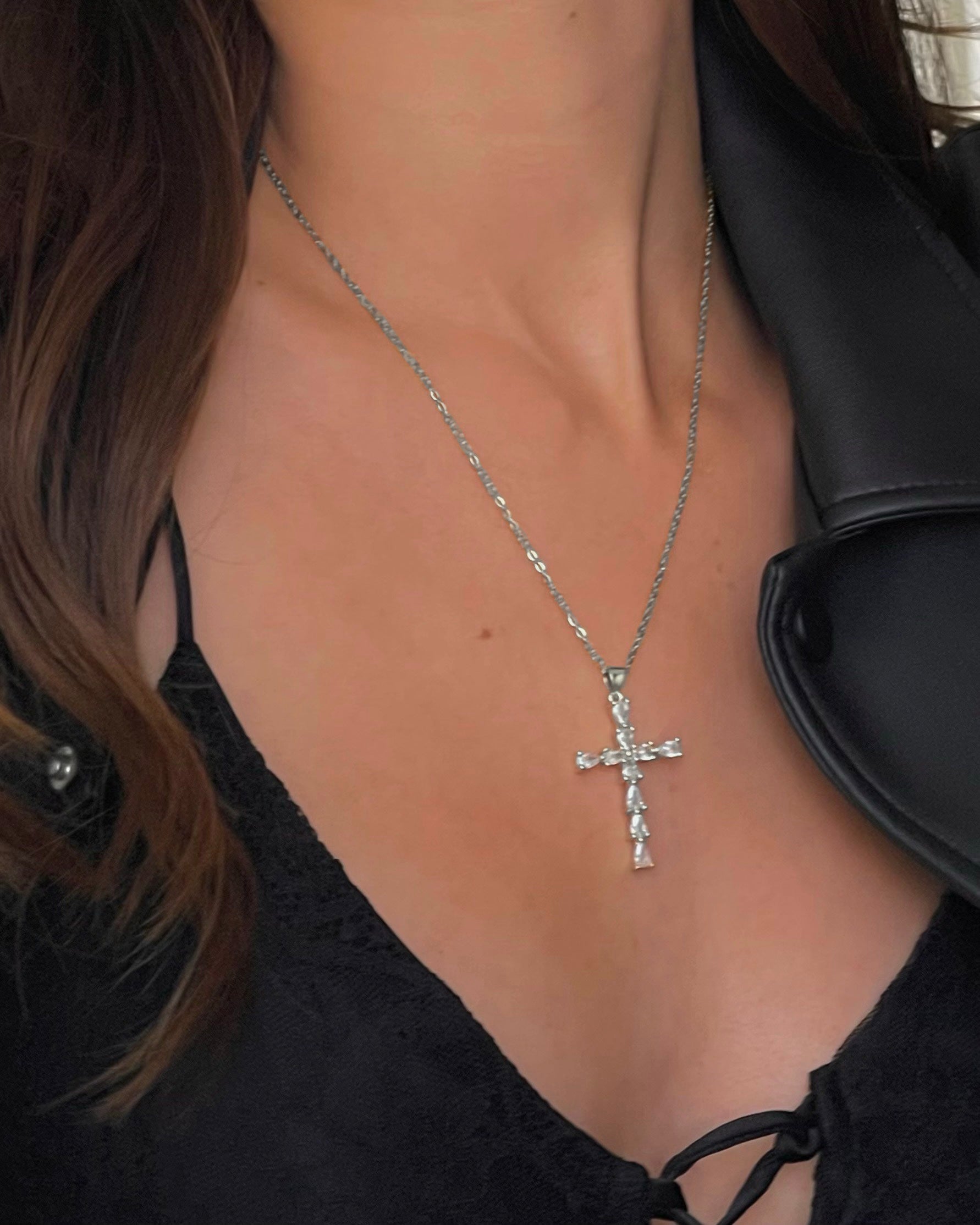 Ava Cross Necklace - Silver