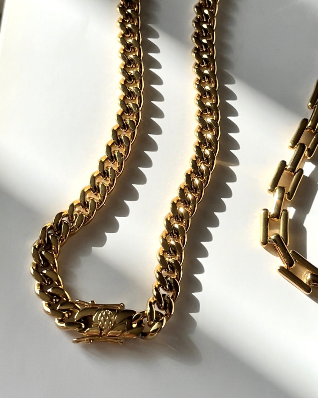 Classic Vintage Necklace